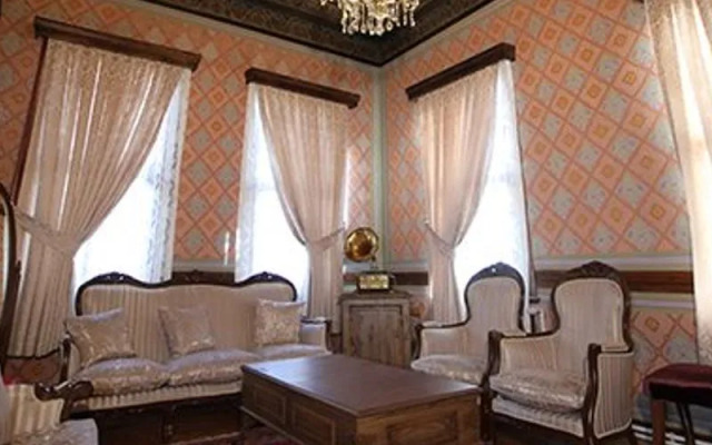 Mihran Hanım Konağı