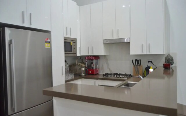 Modern and Spacious 2 Bedroom Apartment in Ultimo