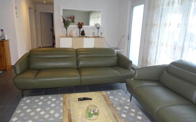 Euro Apartment