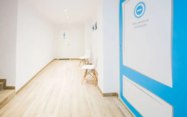 Y Hostel - Albergue Juvenil