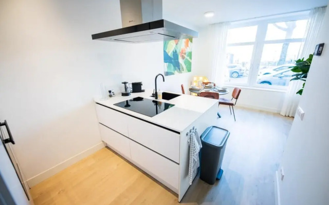 Blithe 4 Bedroom Apartment 105m2 -ss177b-