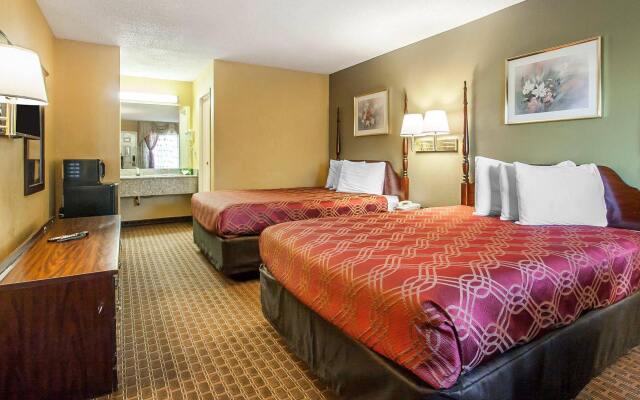 Econo Lodge Inn & Suites Murfreesboro Shopping District