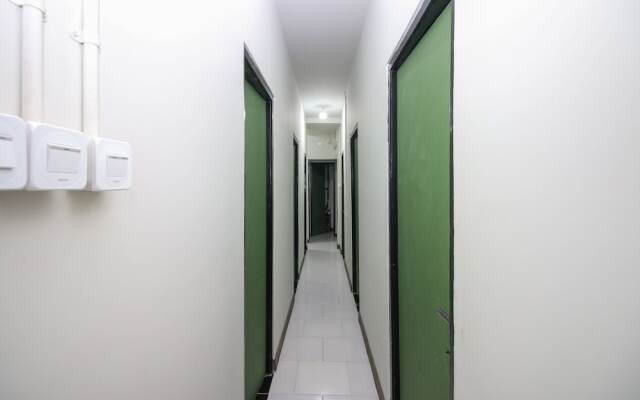 Airy Eco Syariah Bandara Soetta Taman Mahkota Empat Tangerang
