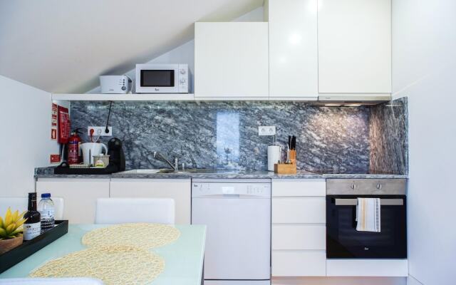 Apartment with One Bedroom in Porto, with Wonderful City View, Terrace And Wifi