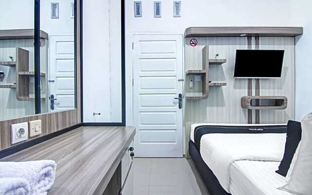 OYO 90704 Nabila Residence Syariah