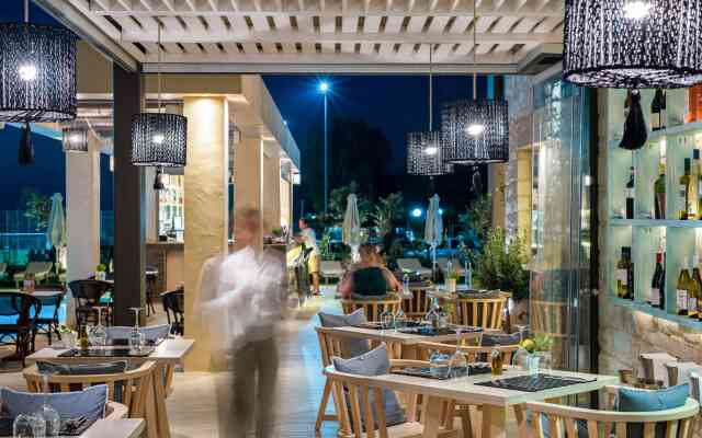 Airis Boutique & Suites