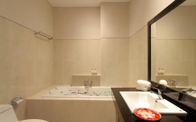 Sand Beach Luxury Living