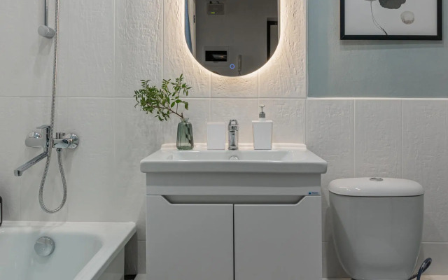 Апартаменты на проспекте Академика Сахарова 81