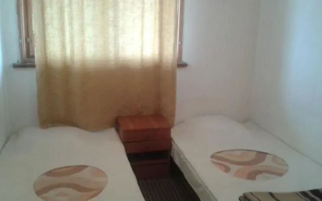 Krimski Guest House and Bungalows