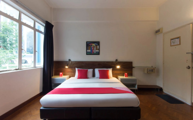 Lodge Paradize Hotel by OYO Rooms