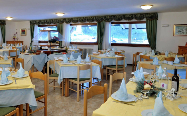Parkhotel Bellevue