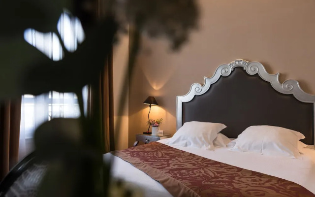 81 L'hotel
