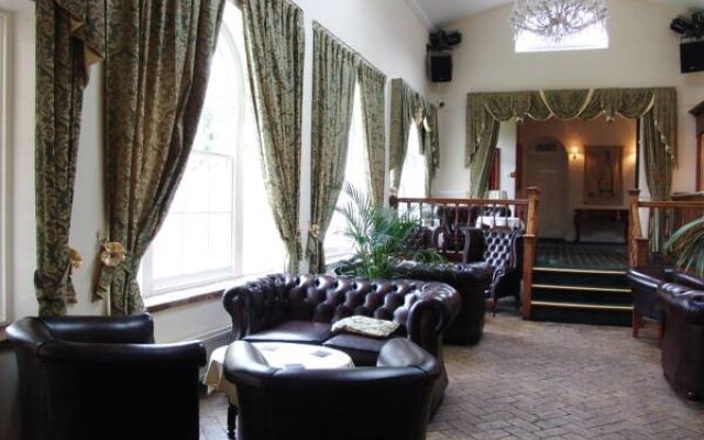 Caistor Hall Hotel