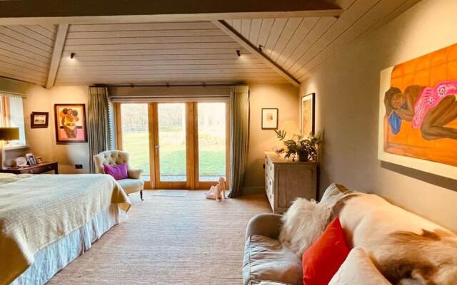 Luxury Countryside Haven for 10