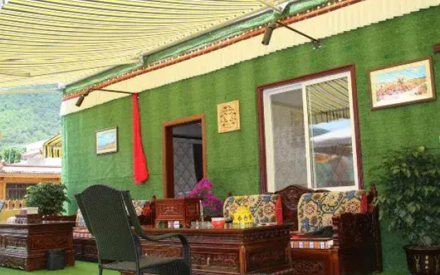 Hailuogou Yunyixiaoshe Homestay
