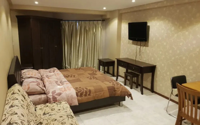 Sea View Studio Condo in Jomtien Beach Pattaya