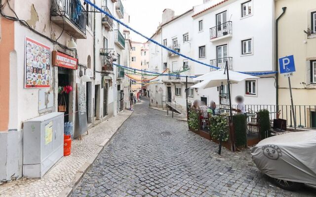 Alfama Orange Loft by Homing