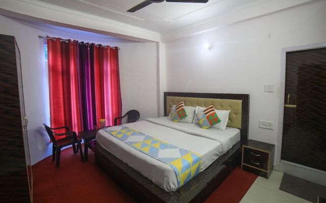 OYO 18419 Home Cozy Stay Near Mall Road