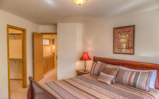 9 Hoodoo-AC-Hot Tub-5BR/3BA