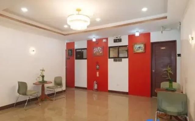 RedDoorz @ Gerlins Lodge Two