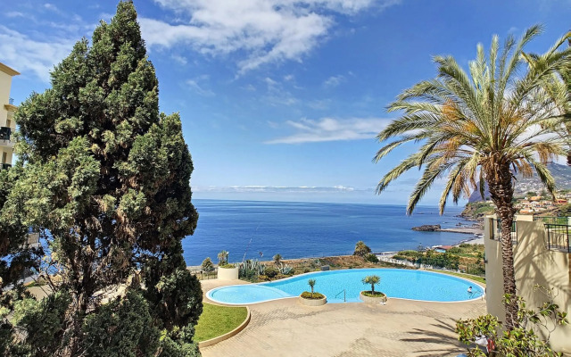 Vila Formosa Top View by MHM