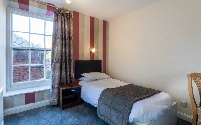 The George Hotel