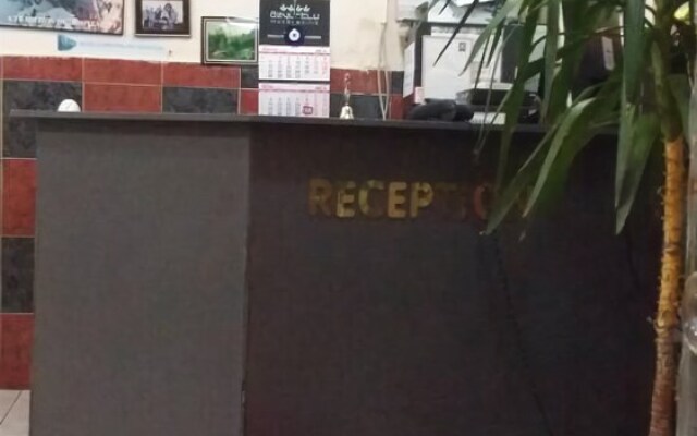 Cetin Hotel