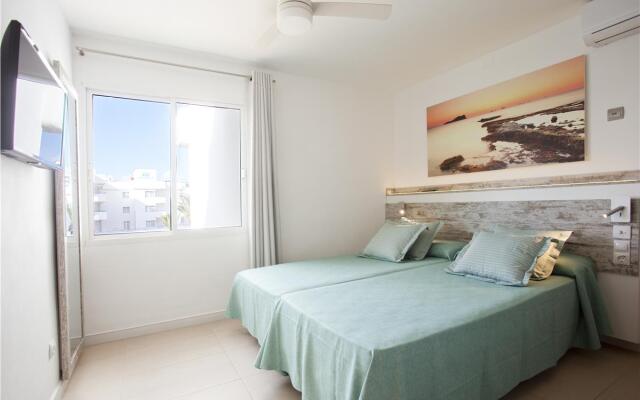 Playa Bella Beach Apartments