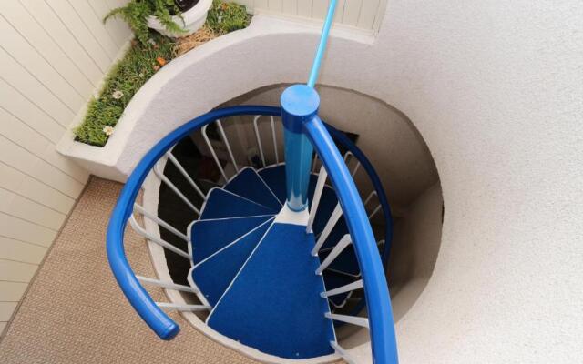 Apartments Nina Beach