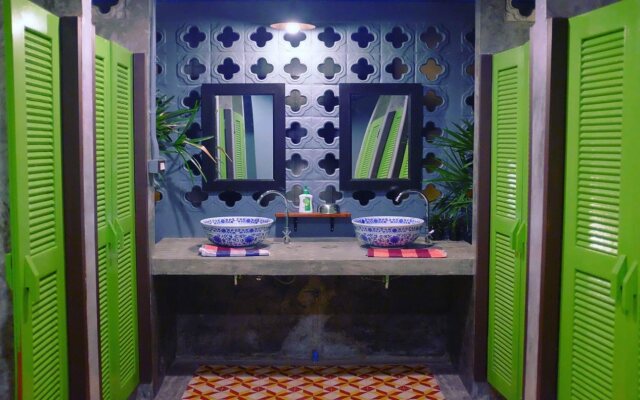 Talardkao Balcony Krabi - Hostel