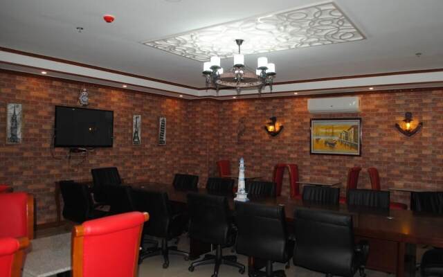 Ferrymar Hotel