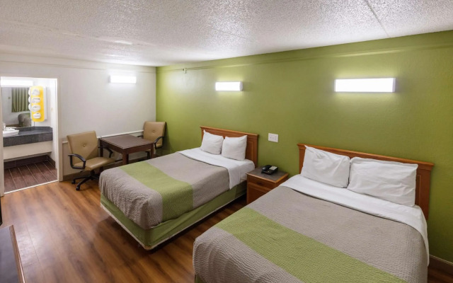 Motel 6 Knoxville, TN