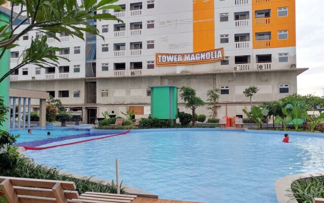 Comfort And Simple 2Br At Green Pramuka City Apartment