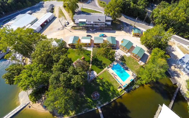 Buddy's Harbor