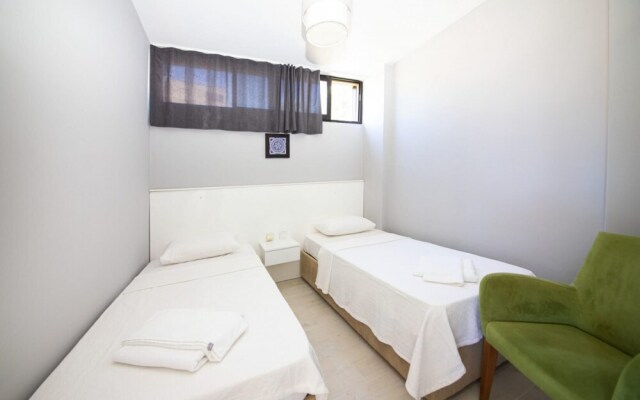 Secluded Villa With Garden in Milas