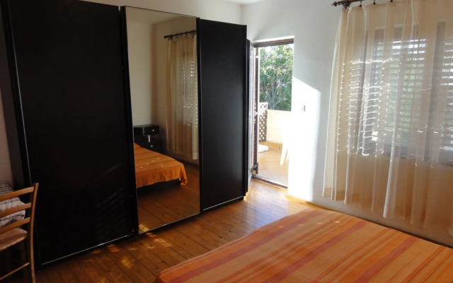 Apartments Maja