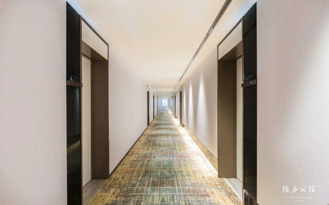 hidden place hotel