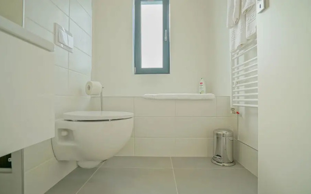 CN2i Luxury Accommodation Bobalna 7