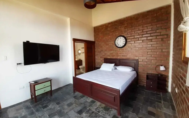 Muyuyo Lodge