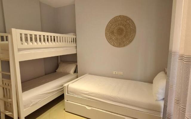 Family Apartment in Golem