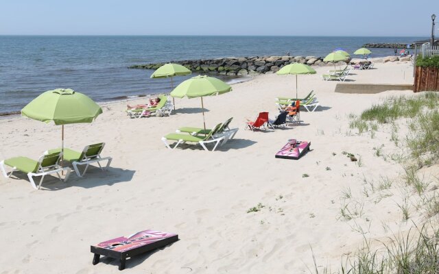 The Corsair & Cross Rip Oceanfront Resort