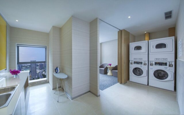 Holiday Inn Express Zhengzhou Longzi Lake by IHG
