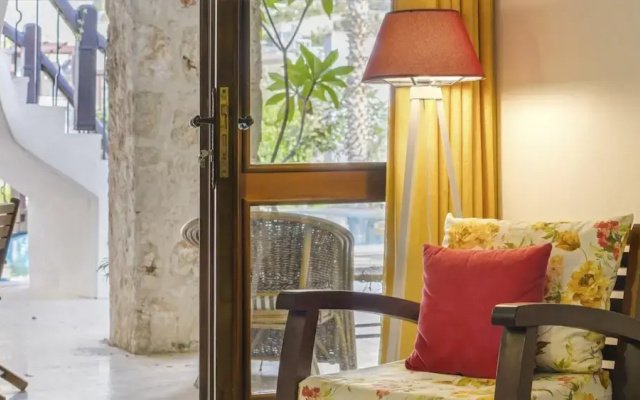 House With Private Pool and Garden 4 min to Beach