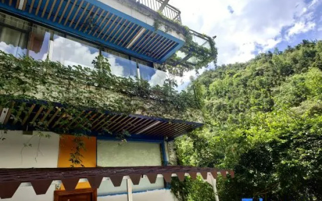 Qingyuan Tea Valley Wenquan Inn