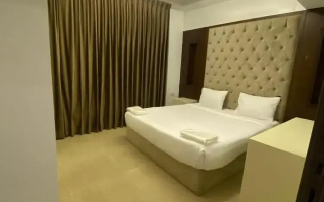 JRE Abdoun Rooftop 1bedroom Kh&sh 04