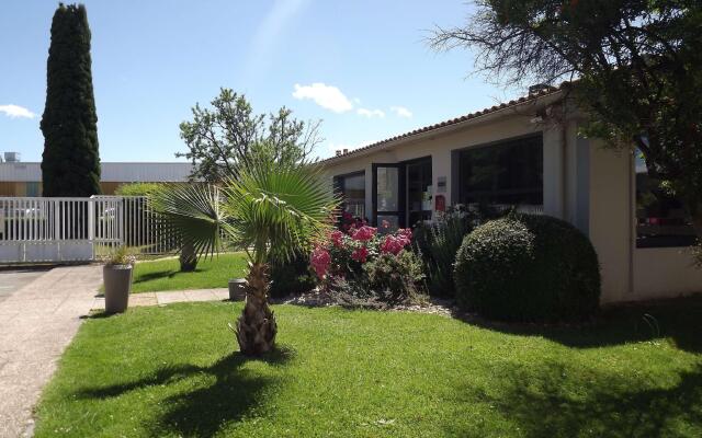 Kyriad Avignon Cap Sud