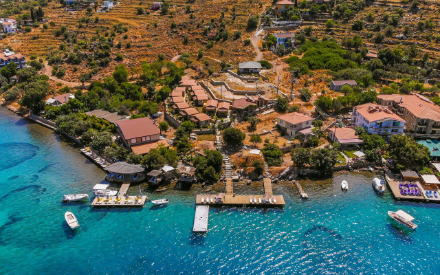 Almond Bungalow Hotel