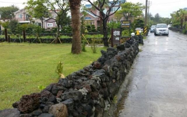 Jeju unshared House Olle Pension