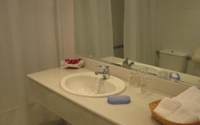 Apartamentos Maritimo Suites Solo Adultos