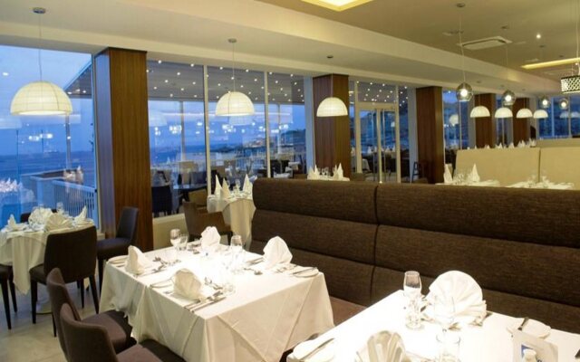 Salini Resort